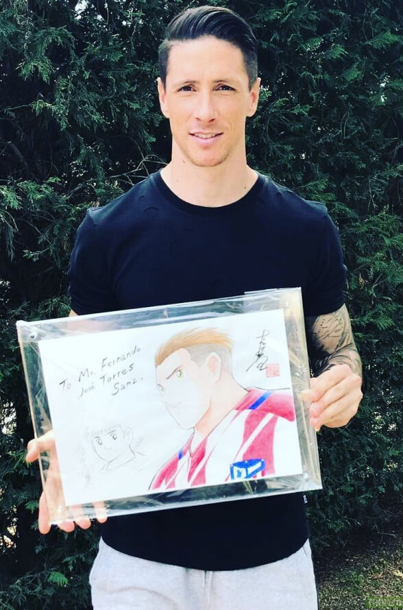 Cầu thủ người Tây Ban Nha Fernando Torres là một fan của Tsubasa.